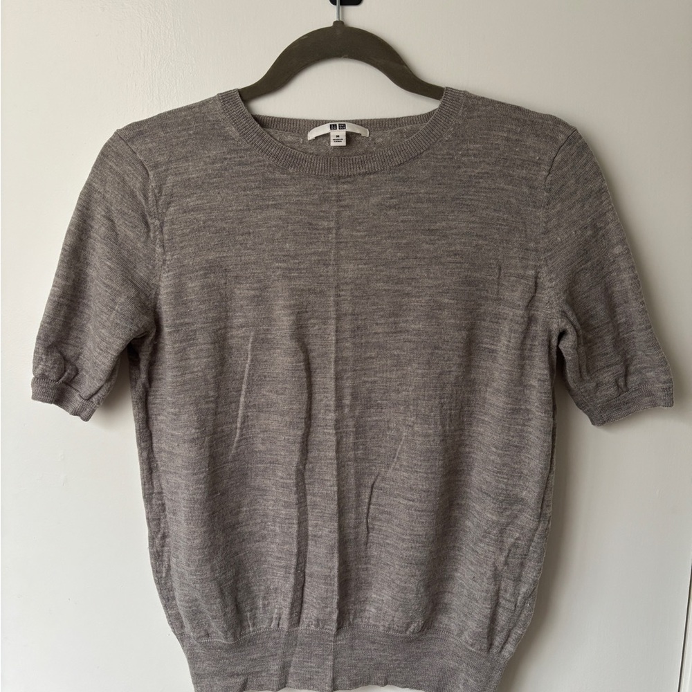 Uniqlo 100% Wool Gray Knit Top